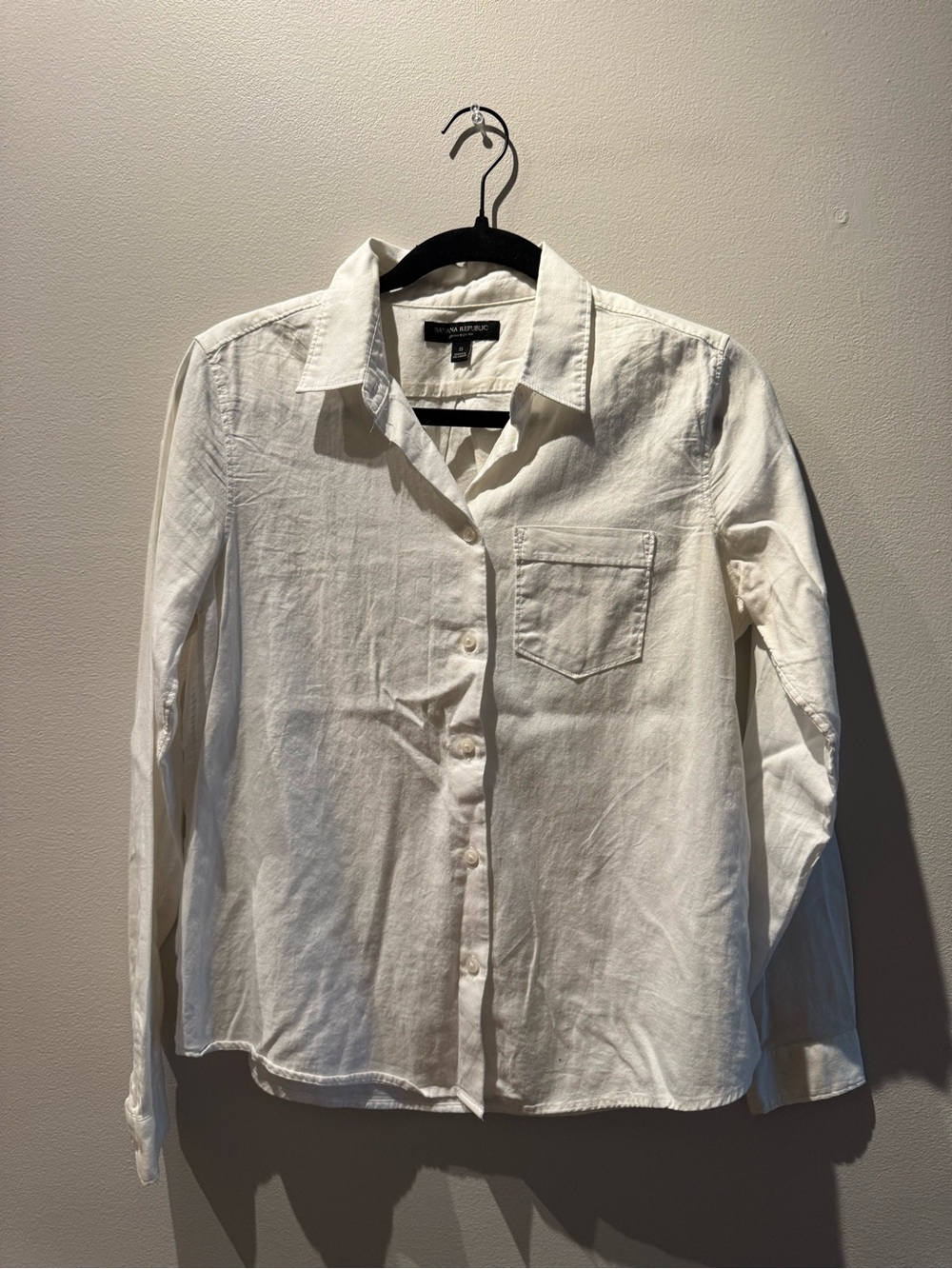 Banana Republic White Quinn Boy Fit Button Down Shirt
